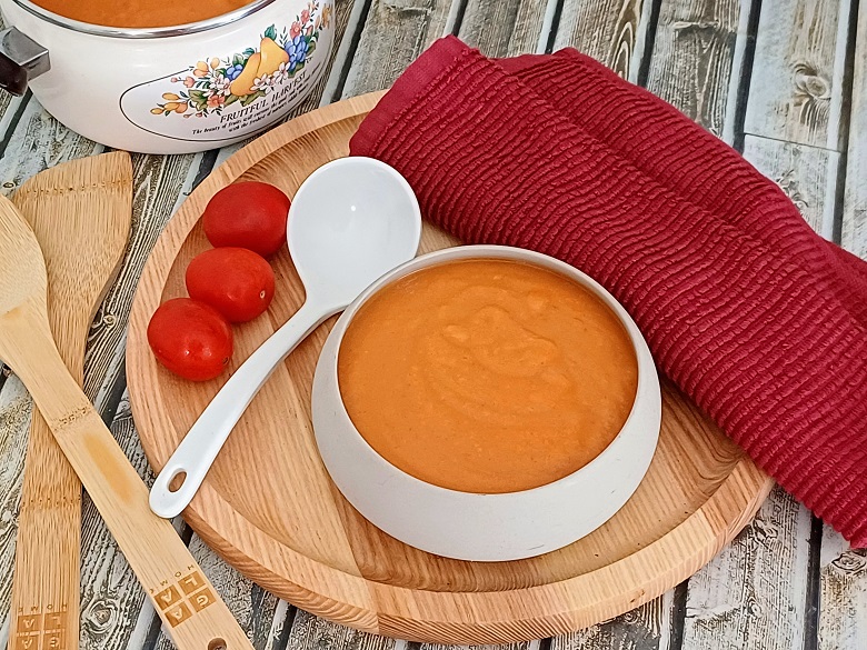 Sweet potato soup and carrots