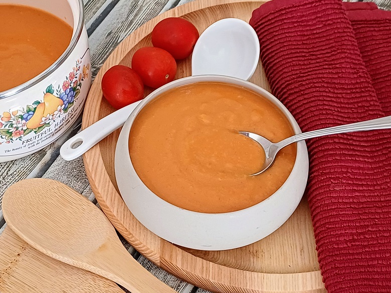 Sweet potato soup and carrots