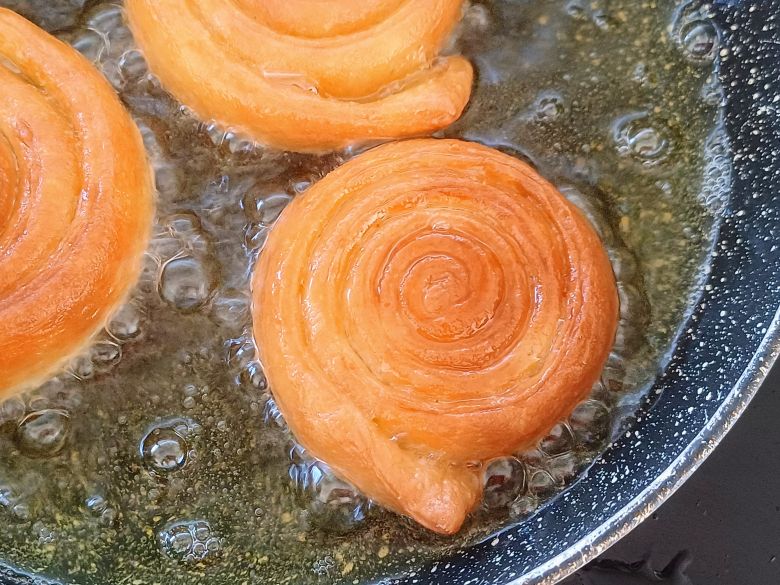 Easy Parve Sufganiyot: Always Successful Recipe Easy Parve Sufganiyot: Always Successful Recipe