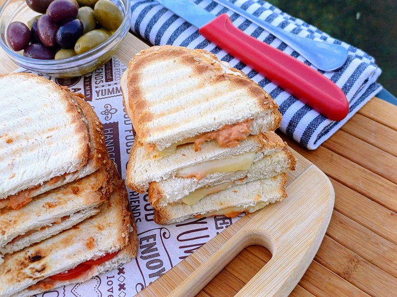 Super Tasty Tuna Toast