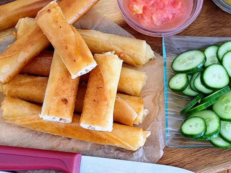 Quick & Easy Crispy Cheese Rolls