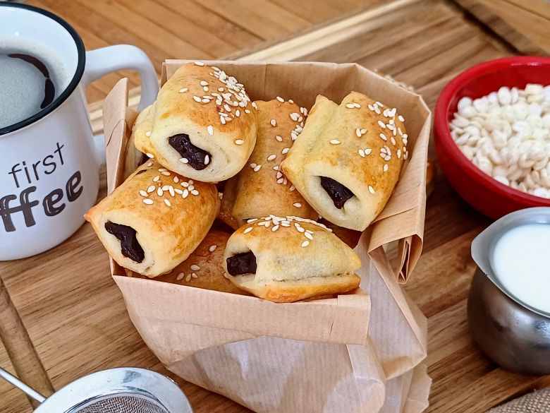 Soft and Fluffy Chocolate Buns Soft and Fluffy Chocolate Buns