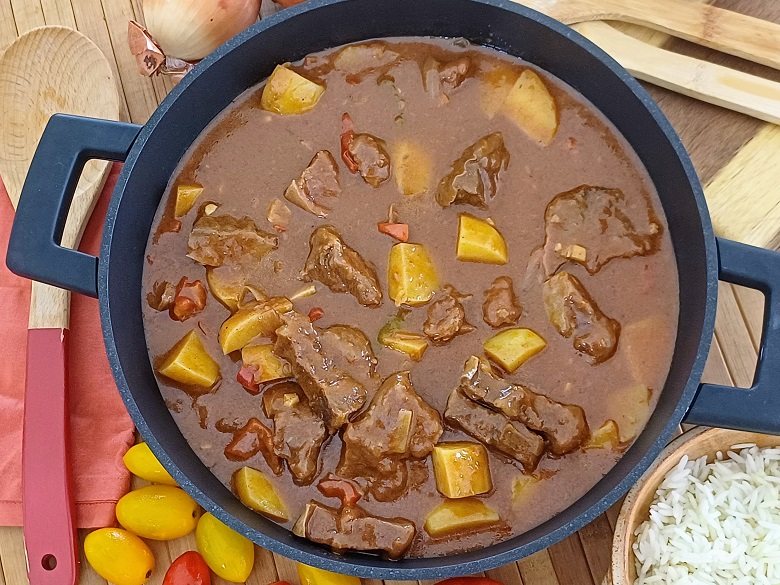 Beef Goulash With Potatoes Recipe