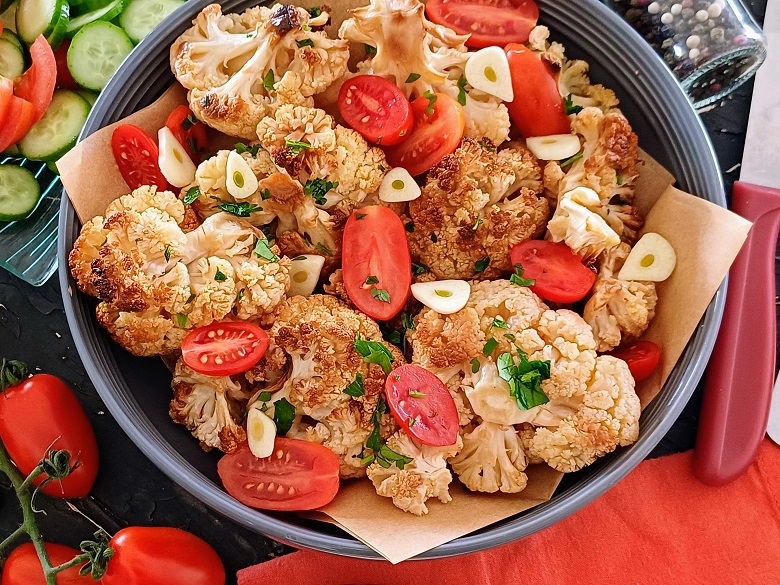 Fried cauliflower salad