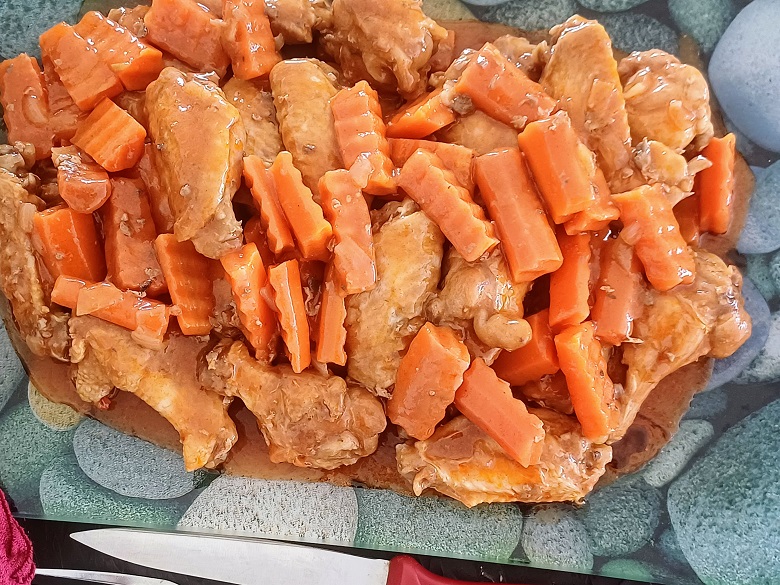 Chicken in a delicious sauce!