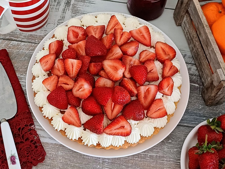 Strawberry Whipped Cream Pie Strawberry Whipped Cream Pie