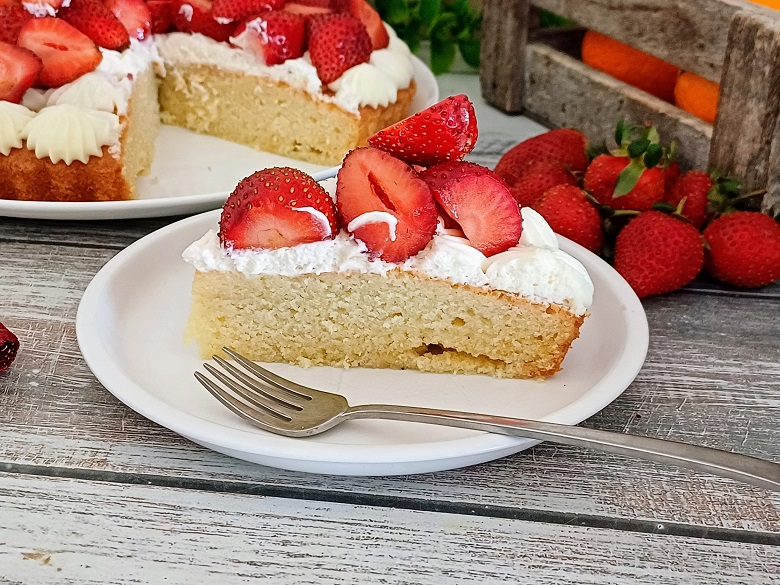 Strawberry Whipped Cream Pie Strawberry Whipped Cream Pie