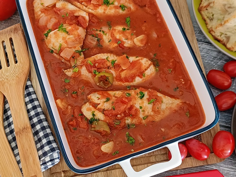 Easy Fish in Tomato Sauce