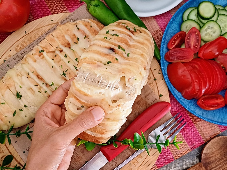 Cheesy buns Cheesy buns