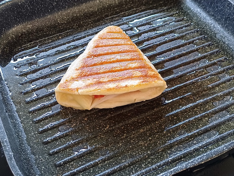Grilled Cheese Malawach