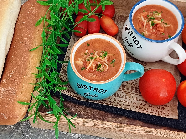 Fast and Easy Tomato and Rice Soup