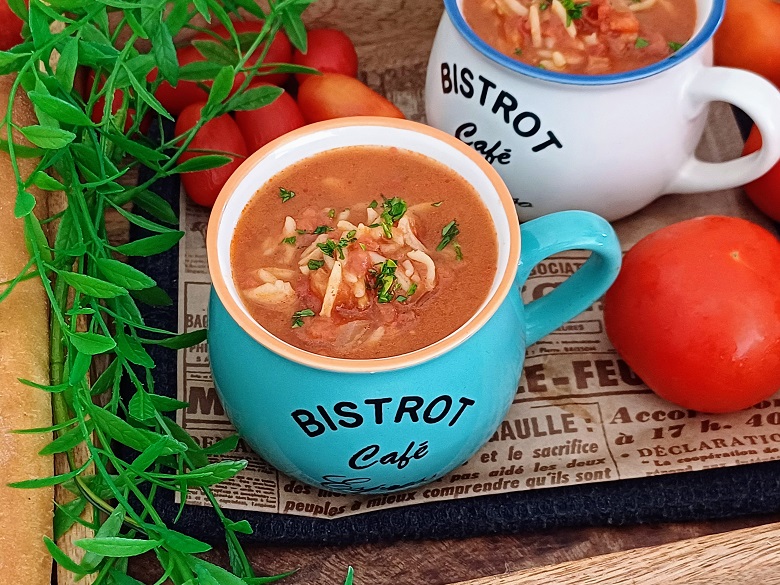 Fast and Easy Tomato and Rice Soup
