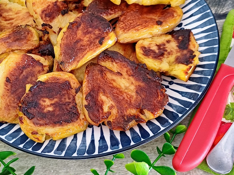 Perfectly Crispy Oven-Baked Potatoes