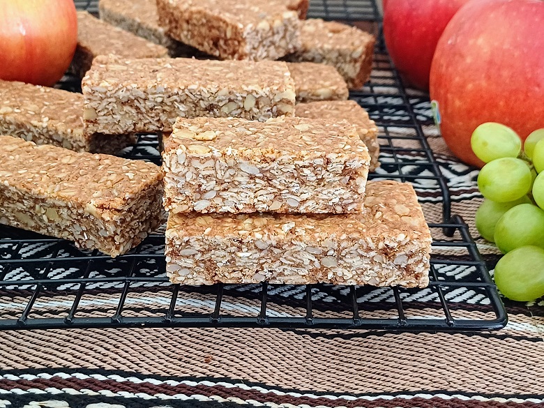 Healthy Oatmeal Bars