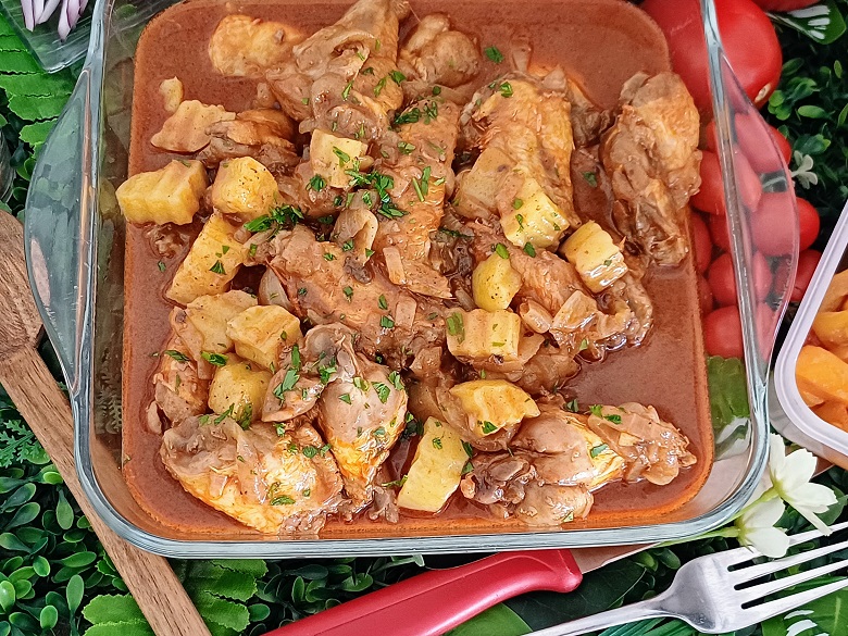 One Pot Chicken and Potatoes