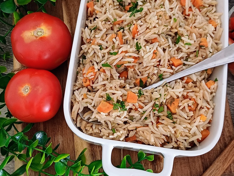 Oven Baked Rice With Carrots