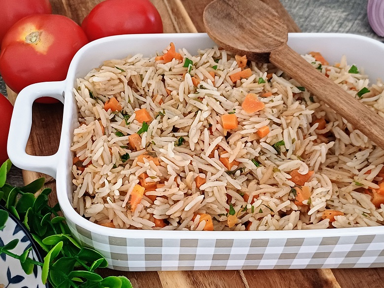 Oven Baked Rice With Carrots