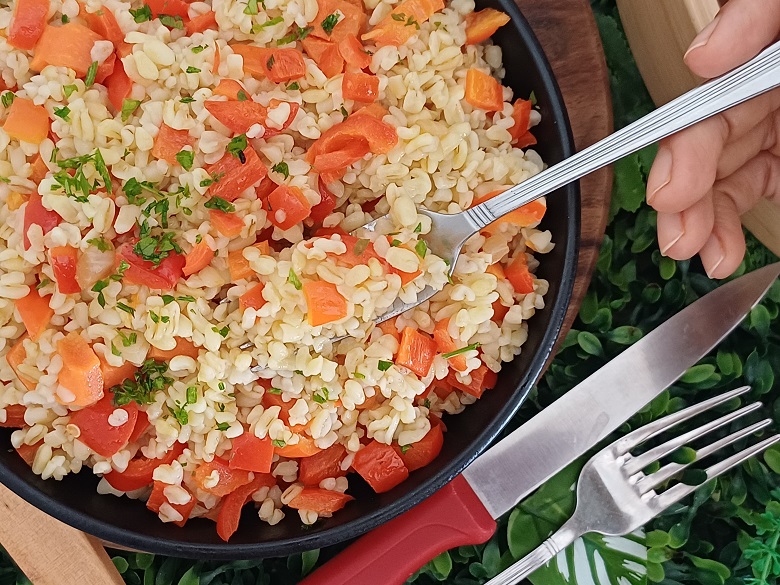 One-Dish Wonder: Bulgur with Vegetables