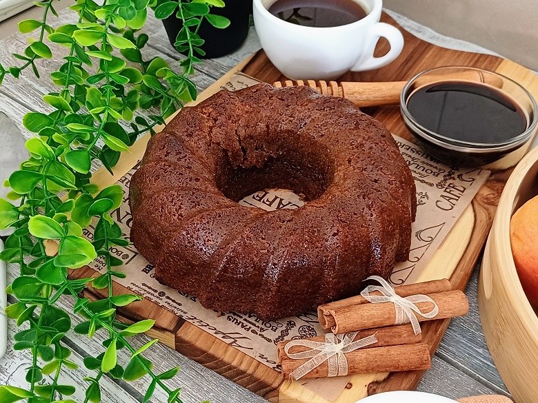 Best-Ever Honey Cake