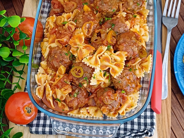 Hidden Veggie Spaghetti & Meatballs Hidden Veggie Spaghetti & Meatballs