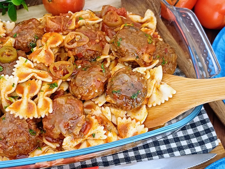 Hidden Veggie Spaghetti & Meatballs Hidden Veggie Spaghetti & Meatballs