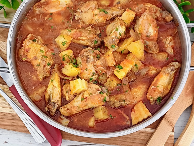 Chicken Wings with Potatoes recipe