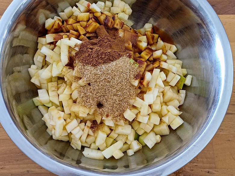 Quick and Easy Apple Crumble Recipe