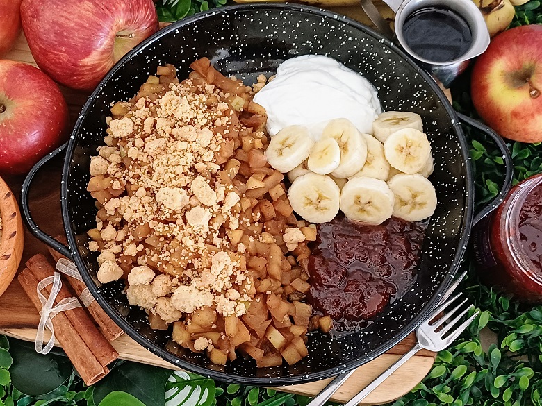 Quick and Easy Apple Crumble Recipe Quick and Easy Apple Crumble Recipe