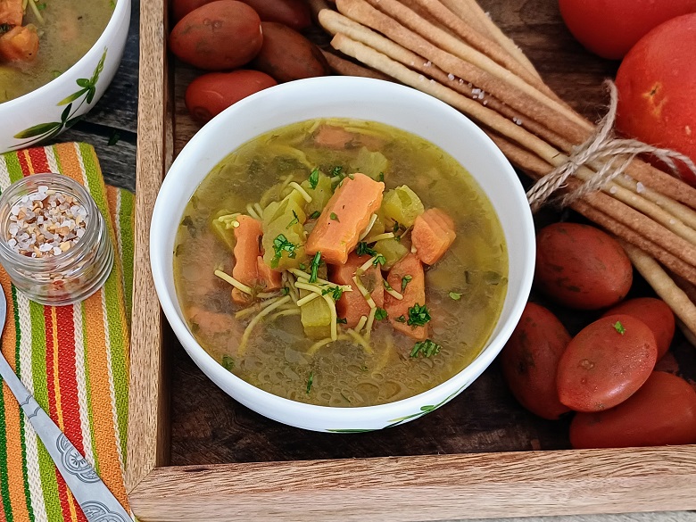 Vegetable Soup With Noodles