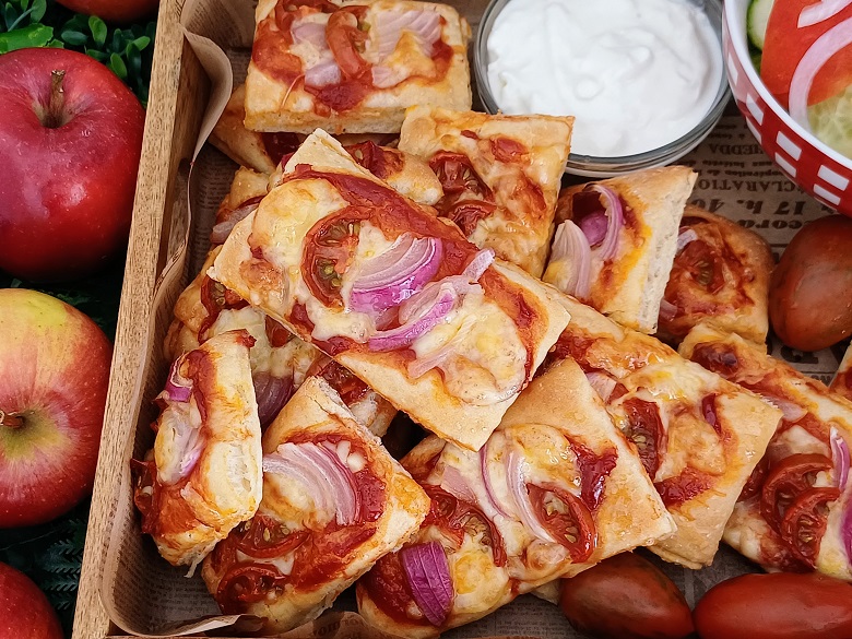 Kid-Friendly Sheet Pan Pizza