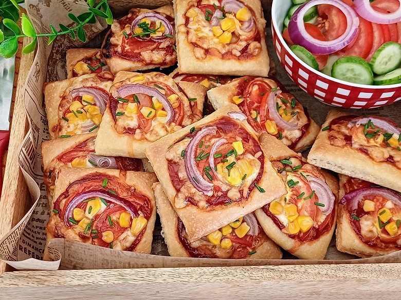 Sheet Pan Pizza: Easy Homemade Square Pizza