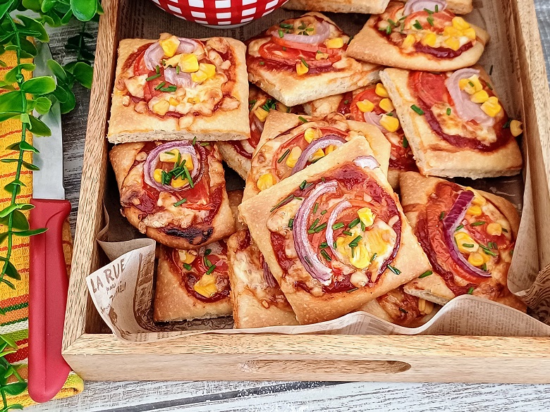 Sheet Pan Pizza: Easy Homemade Square Pizza