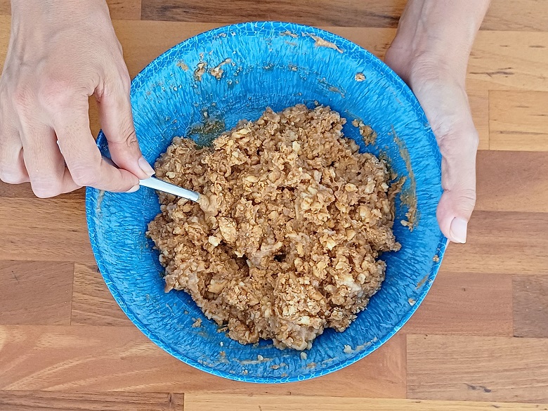 No-Bake Peanut Butter Balls (Dairy-Free/Parve)