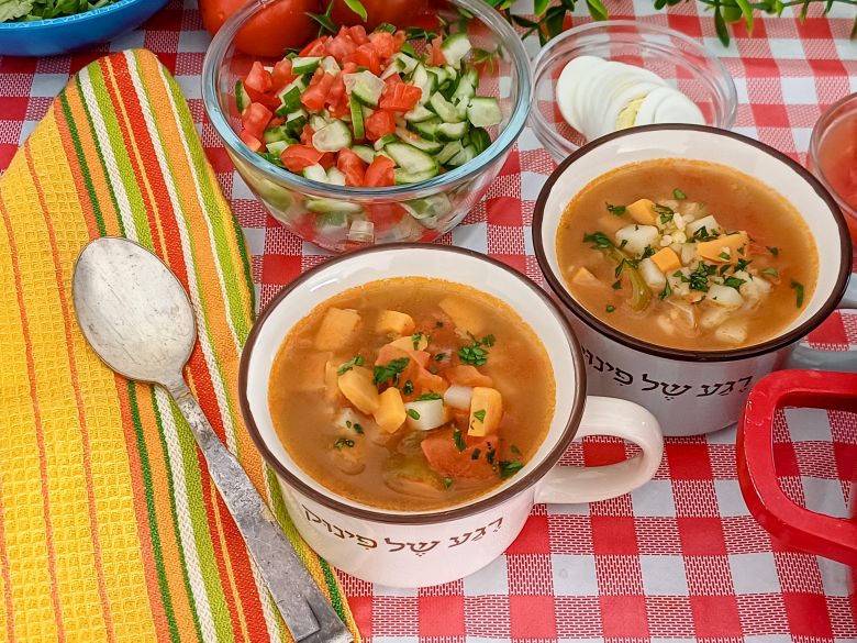 Bulgur and Vegetable Soup
