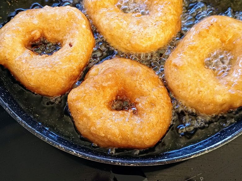 Sfinj - Moroccan Donuts Sfinj - Moroccan Donuts