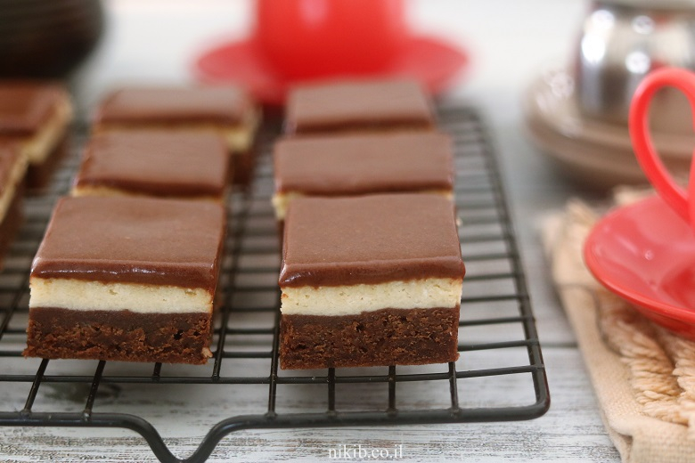 Addictive Chocolate Coconut Bars: Quick & Easy Recipe