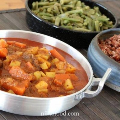Beef in tomato sauce