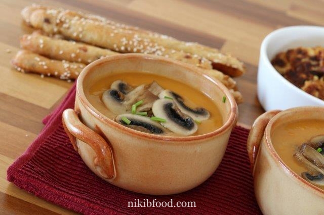 Carrot and mushroom soup