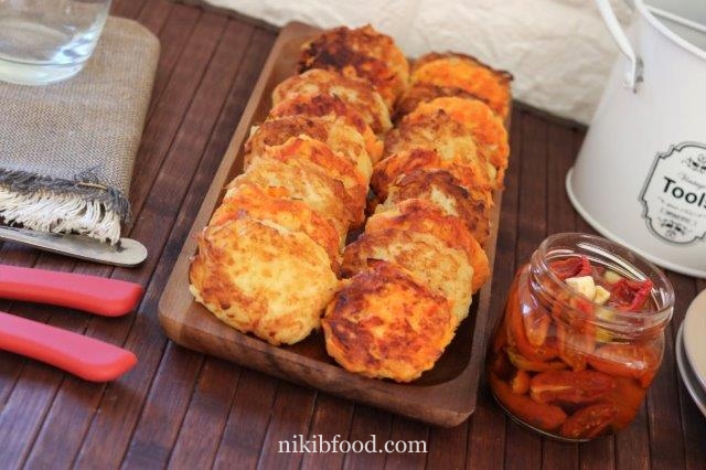 Baked carrot fritters