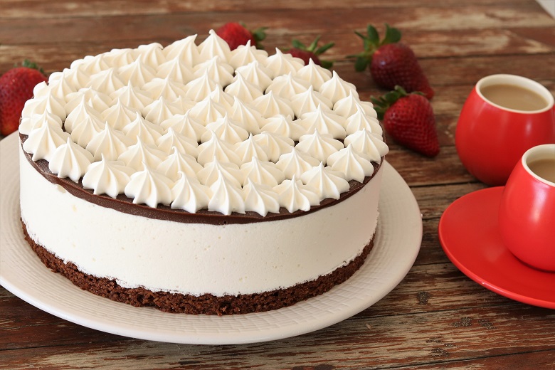 Krembo cream cheese cake