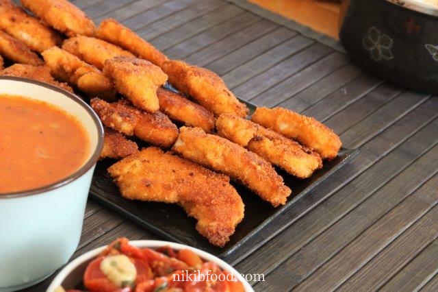 Chicken tender schnitzel / Photo : nikib Chicken tender schnitzel