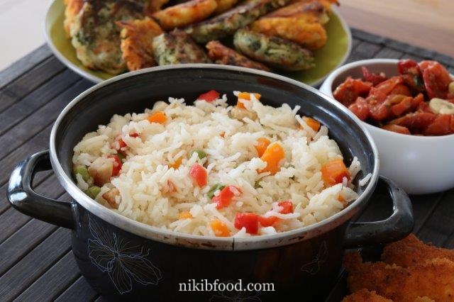 Spanish paella / Photo : nikib Spanish paella