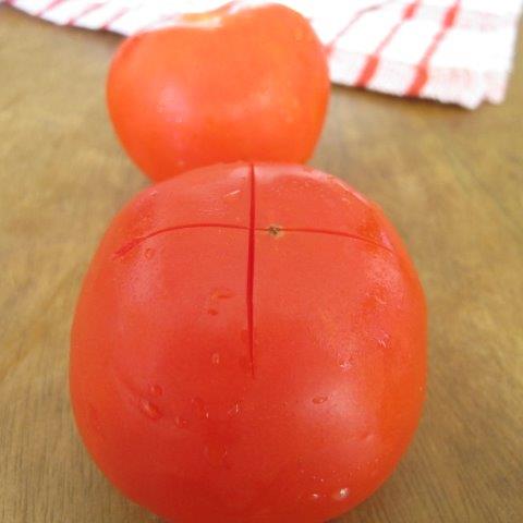 How to blanch tomatoes ?