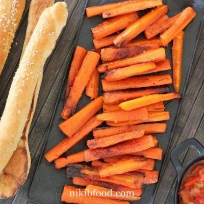 Baked carrot sticks