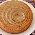Cinnamon applesauce cake