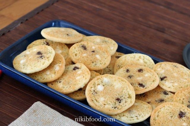 Easy chocolate chip cookies