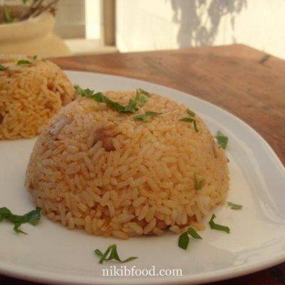 Boneless skinless chicken thighs with rice