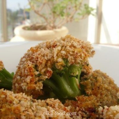 Broccoli with bread crumbs