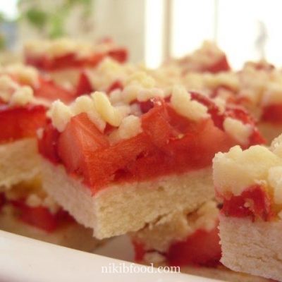 Strawberry Squares