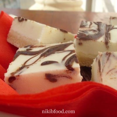 Cream cheese and chocolate squares